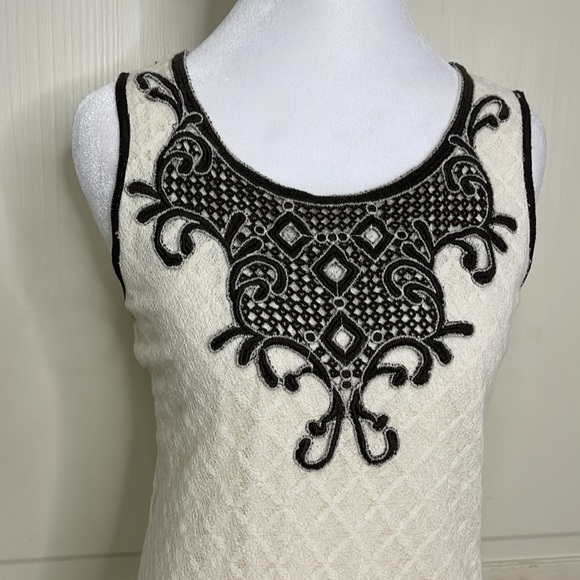 Chelsea & Violet Womens Short Black & Cream Lace Embroidered Dress Size Small - Picture 2 of 11